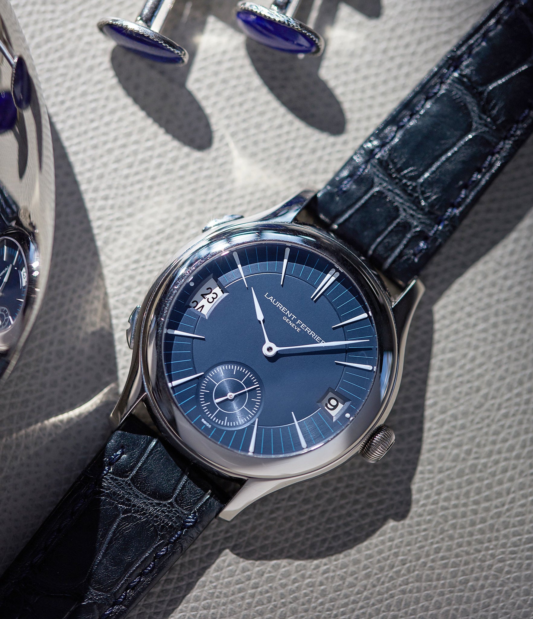 consign Laurent Ferrier Galet Traveller Micro-rotor blue dial pre-owned watch for sale online A Collected Man London UK specialist independent watchmakers