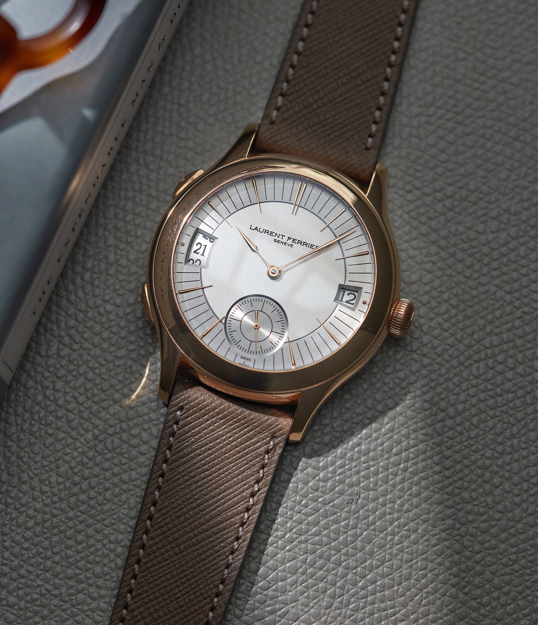 Galet Traveller LF 230.01 | Rose Gold