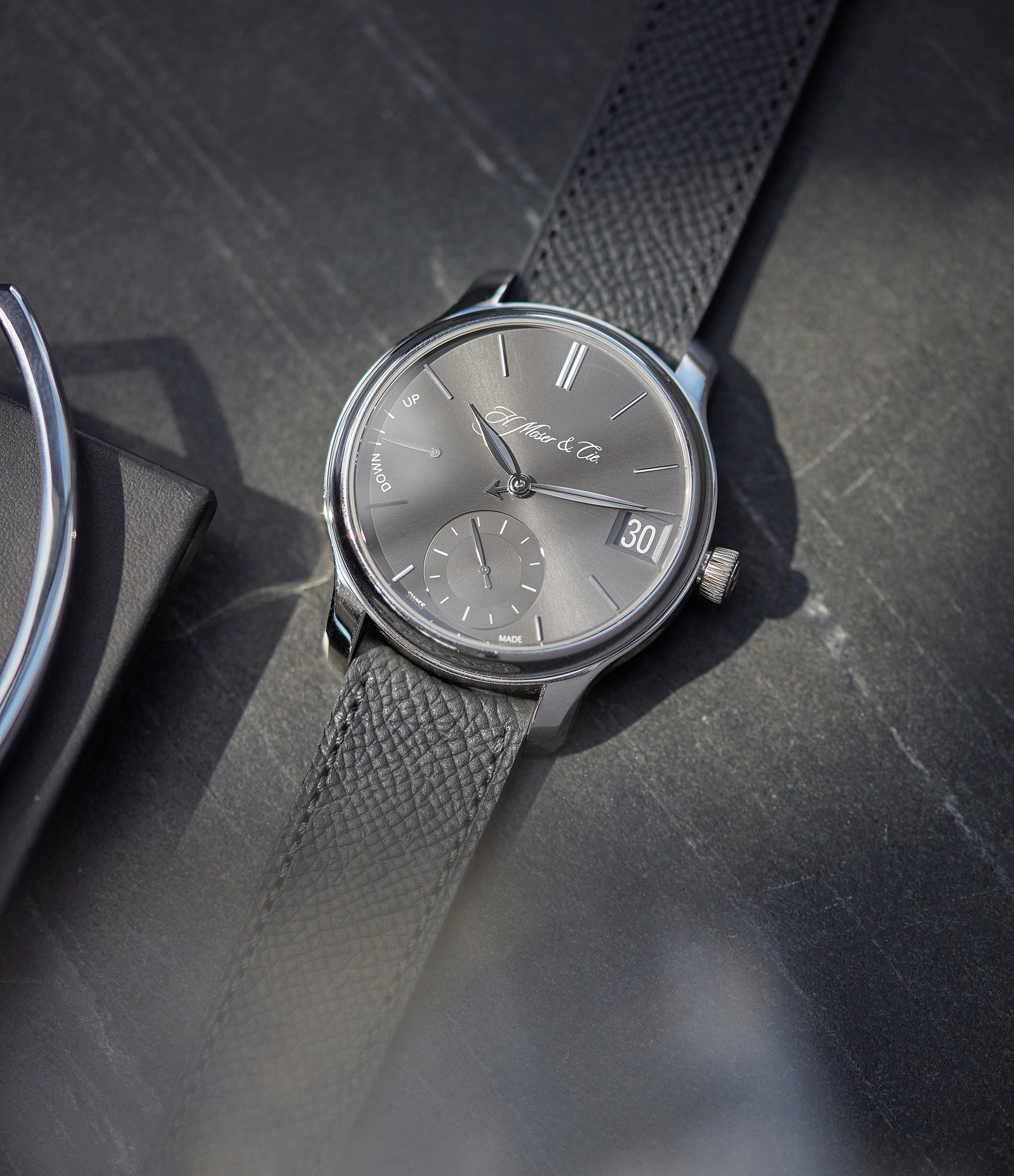 Endeavour Perpetual Calendar | Platinum