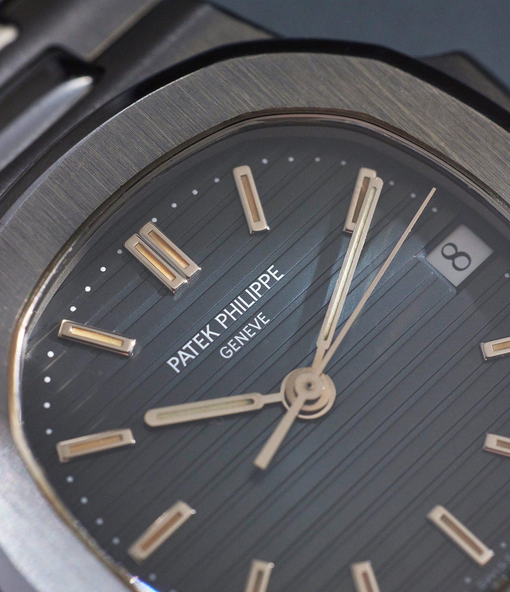 Nautilus 3800/1A | Steel