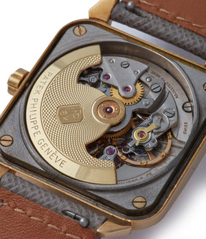 2540 | Gübelin-signed | Yellow Gold