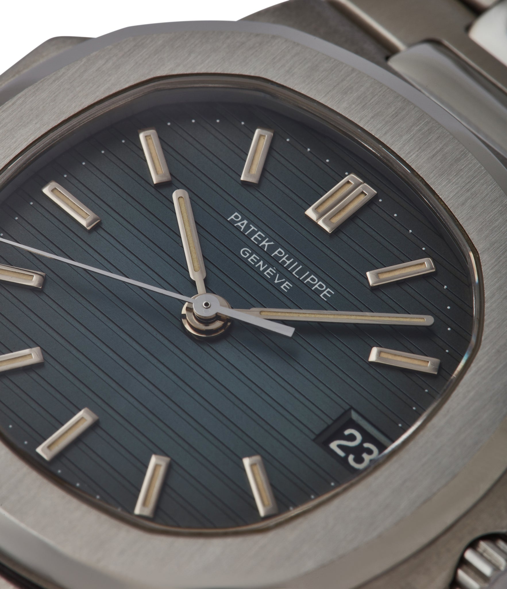 Nautilus 3800/1A | Steel