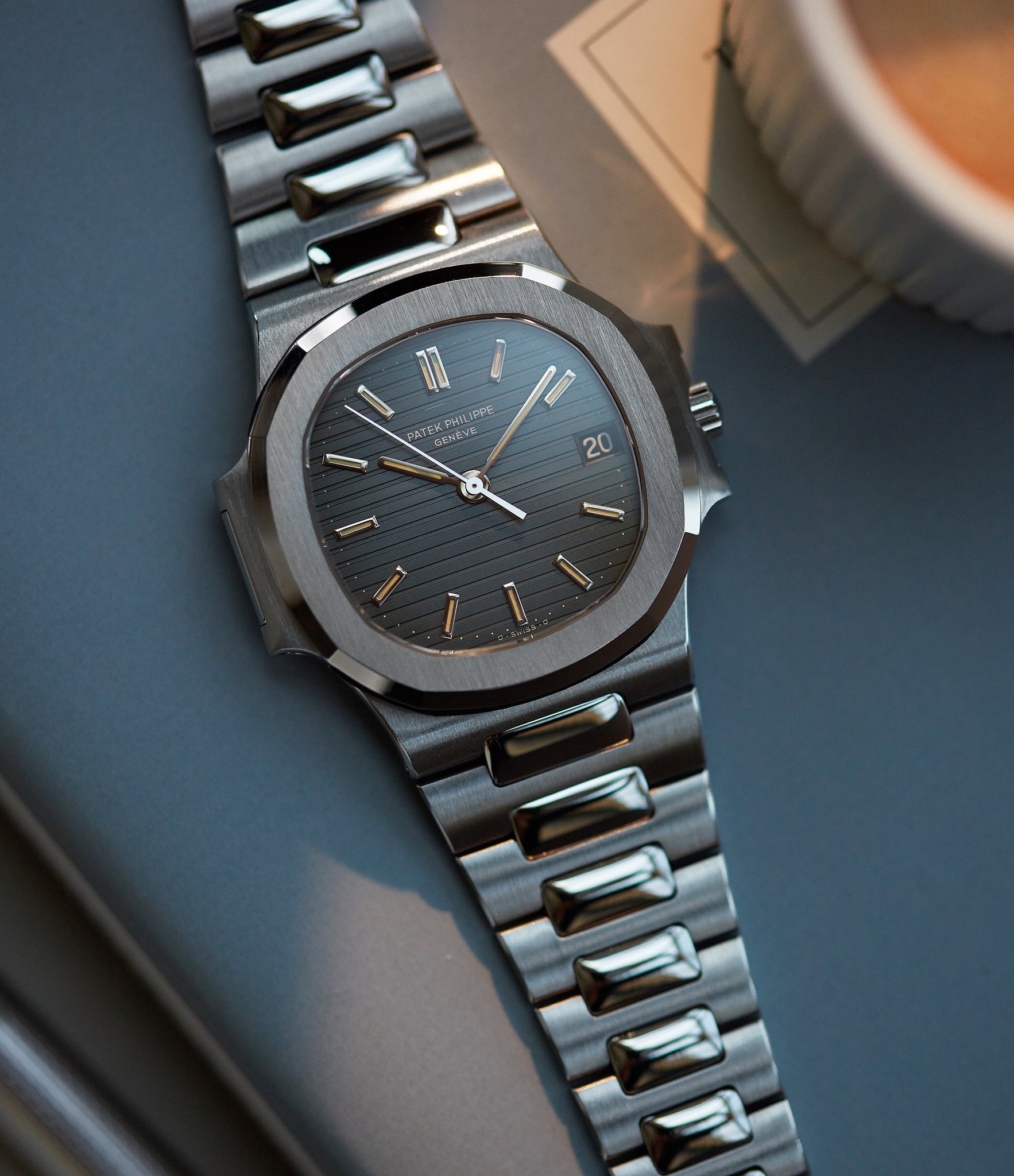 Nautilus 3800/1A | Steel