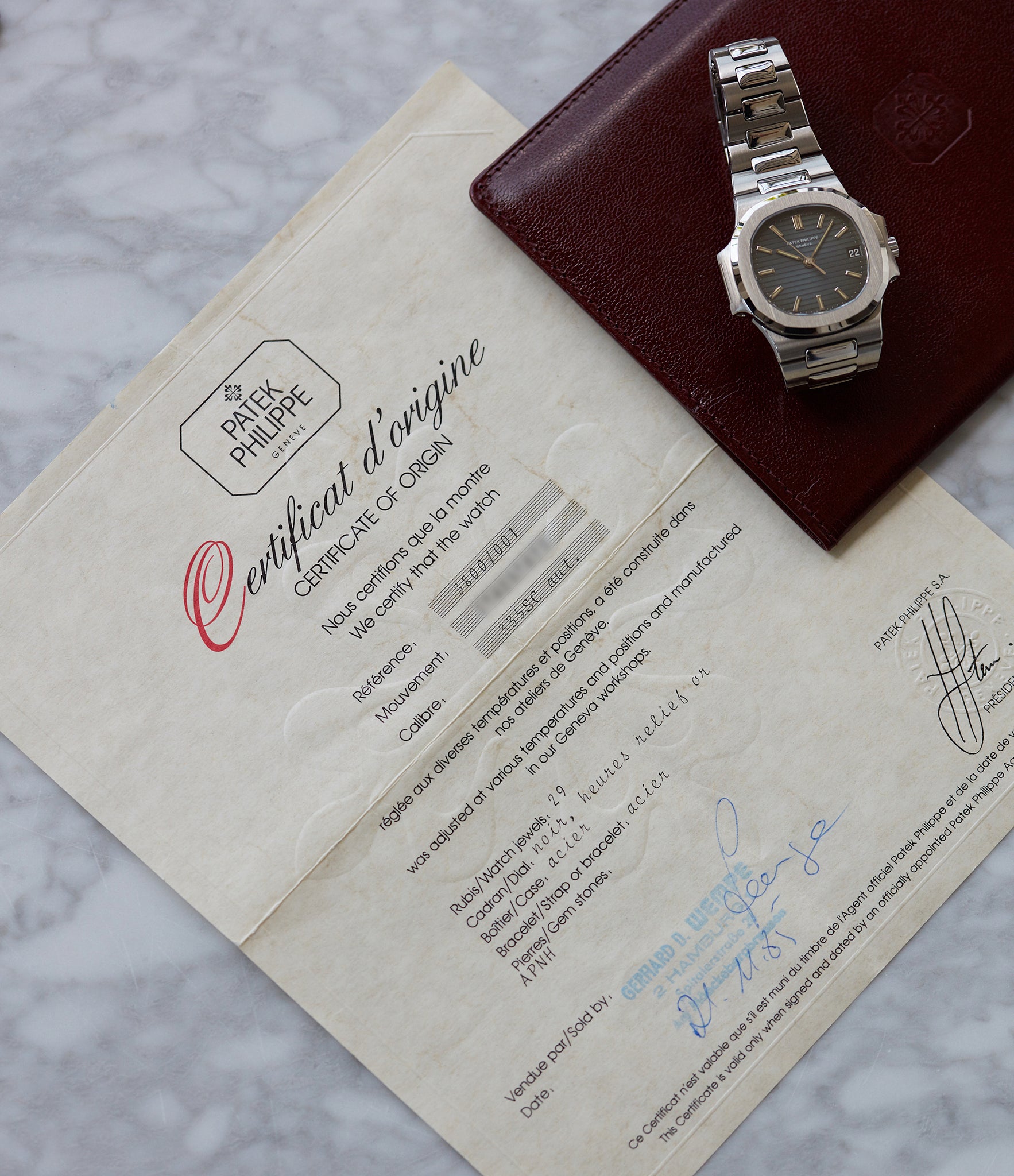 Nautilus 3800/1A | Steel
