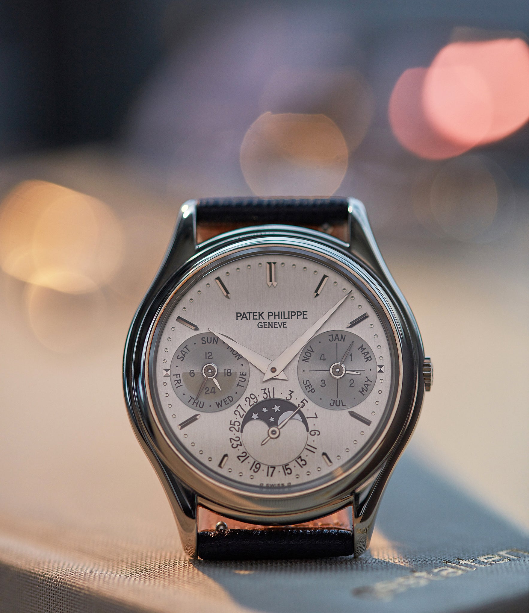 Patek Philippe 3940G Buy pre owned Patek Philippe Perpetual
