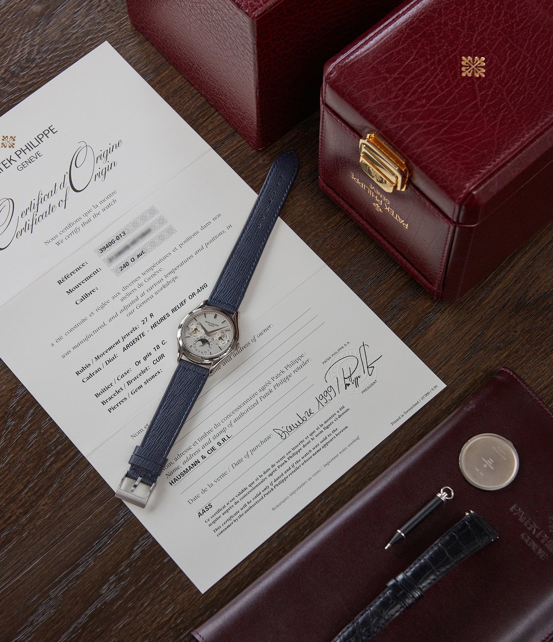 Perpetual Calendar 3940G | Grey Gold