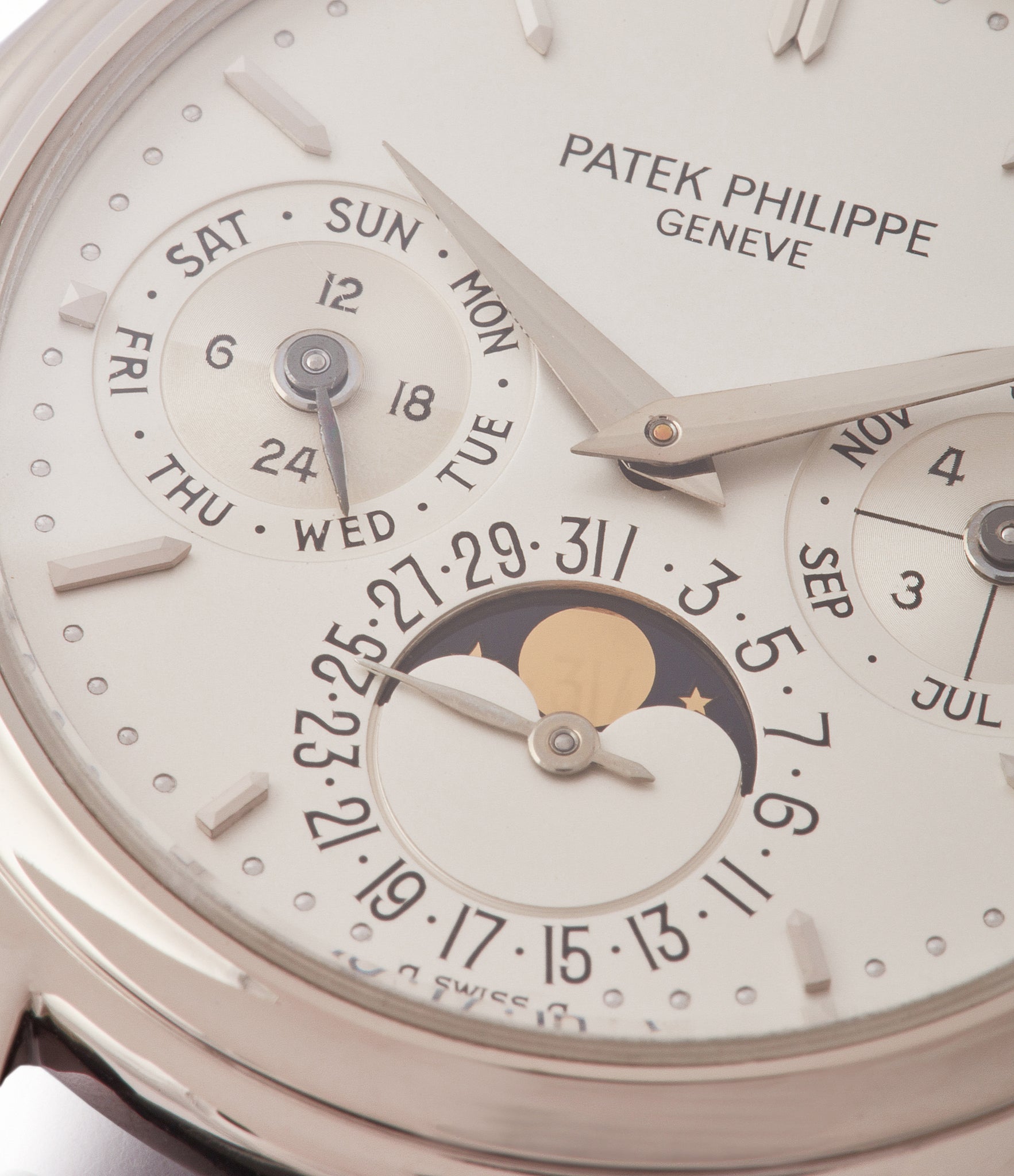 perpetual calendar 3940 Patek Philippe vintage rare watch English dial for sale online at A Collected Man London UK specialist of rare watches