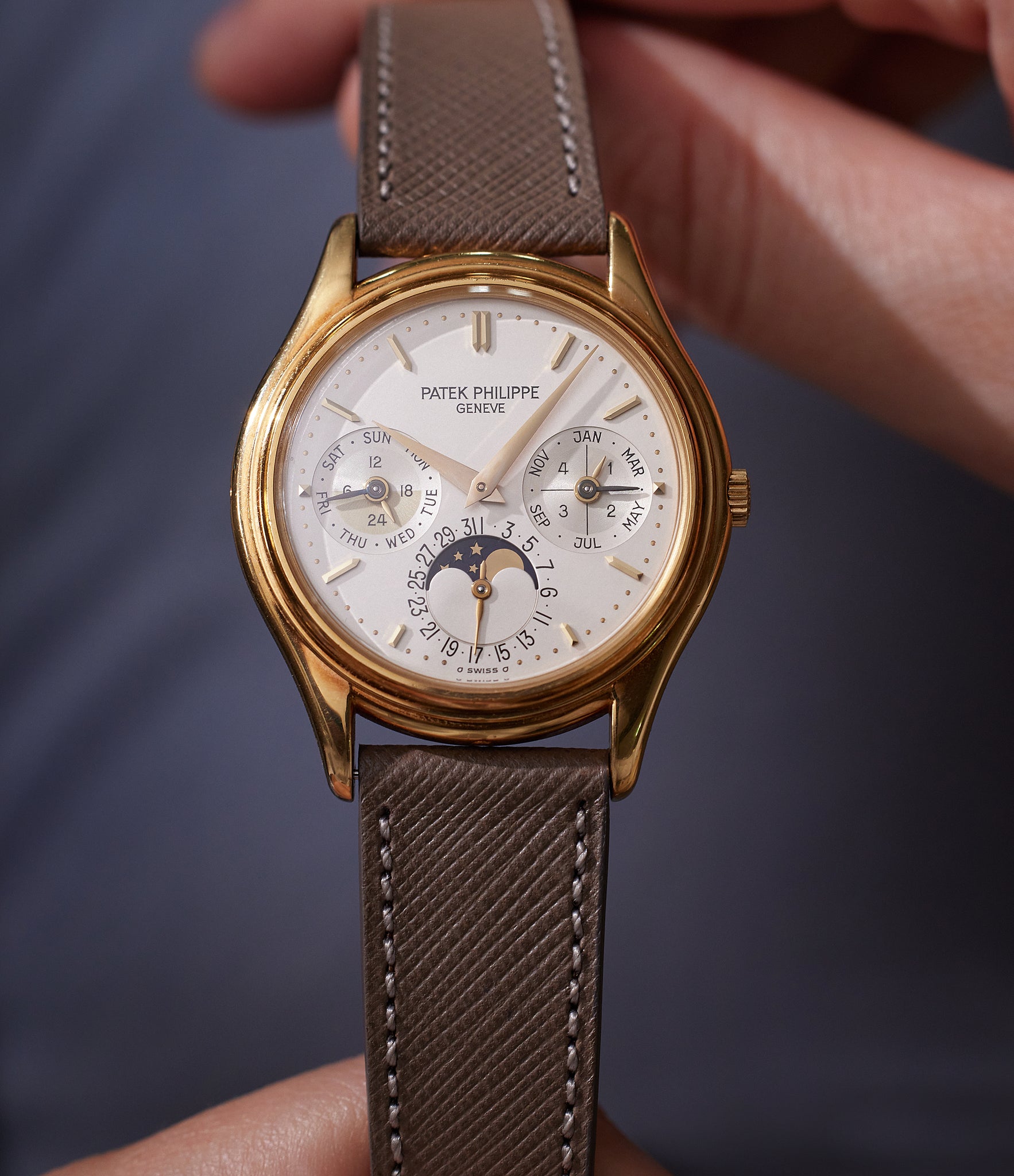 Patek Philippe 3940J | Perpetual calendar | leap year indicator | Moonphase |  Yellow Gold | A Collected Man London