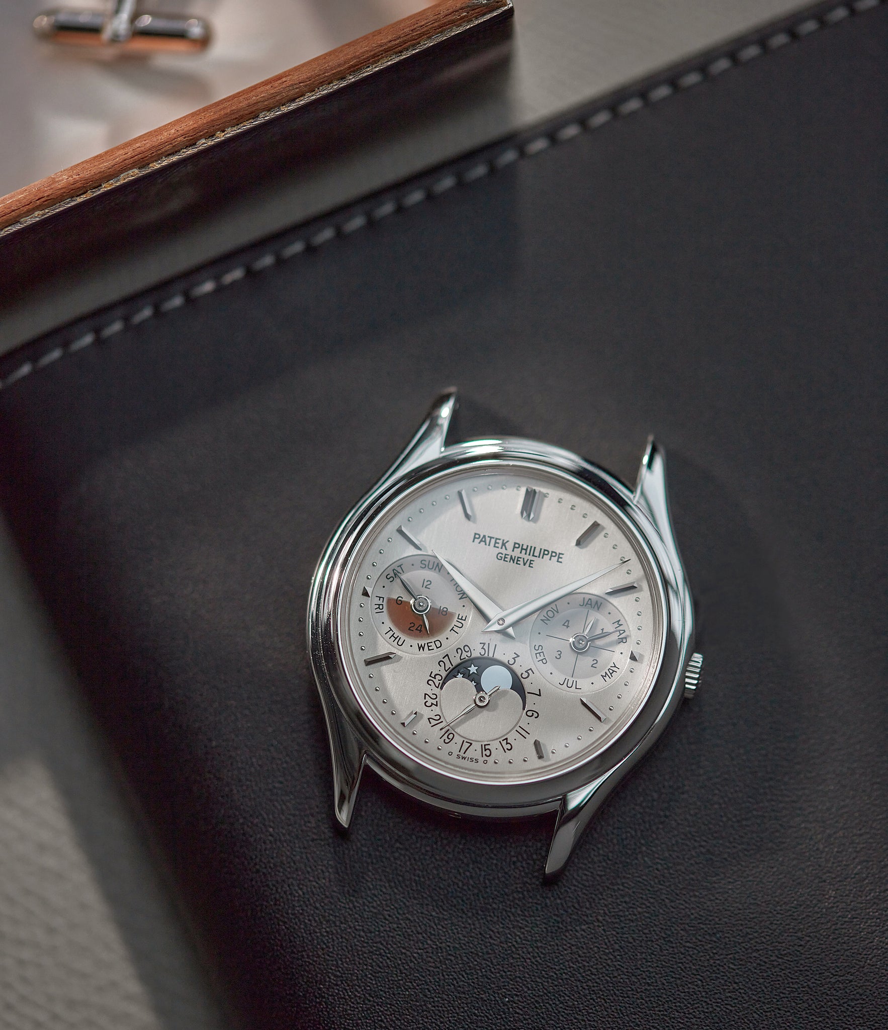 Patek Philippe 3940P | Buy pre-owned Patek Philippe Perpetual Calendar ...