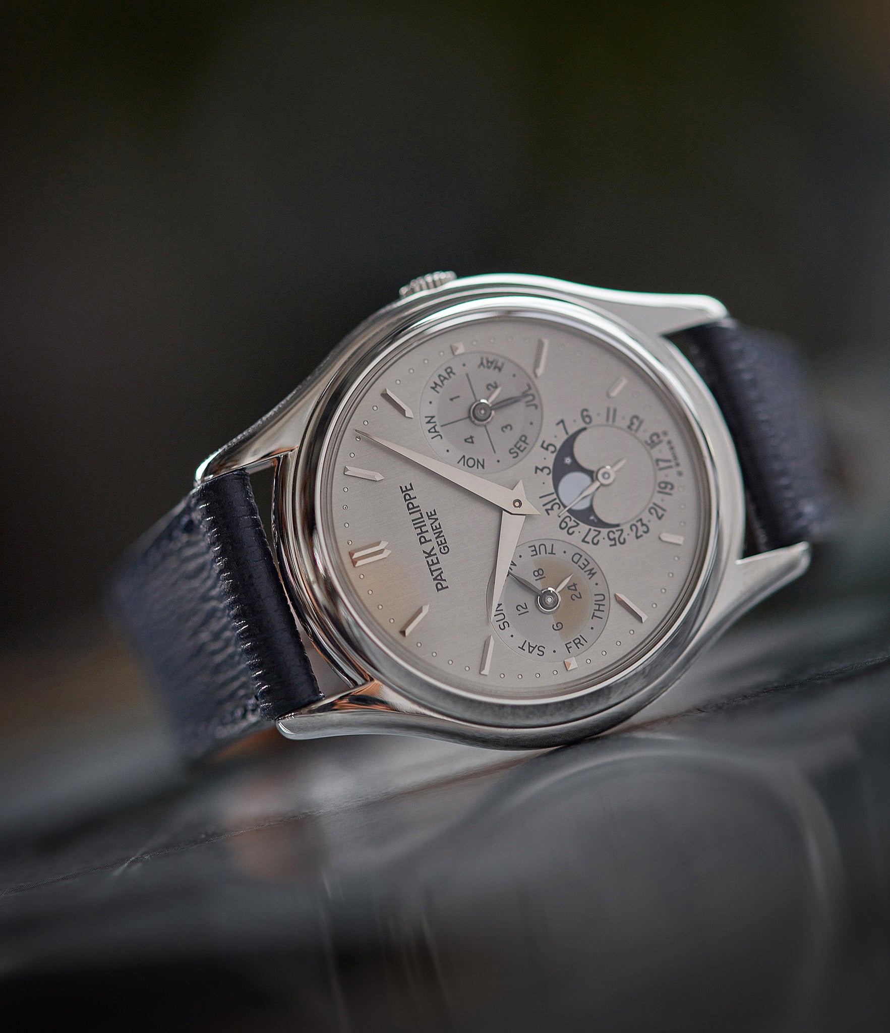 Buy Patek Philippe Perpetual Calendar 3940P watch |Patek Philippe 3940 ...