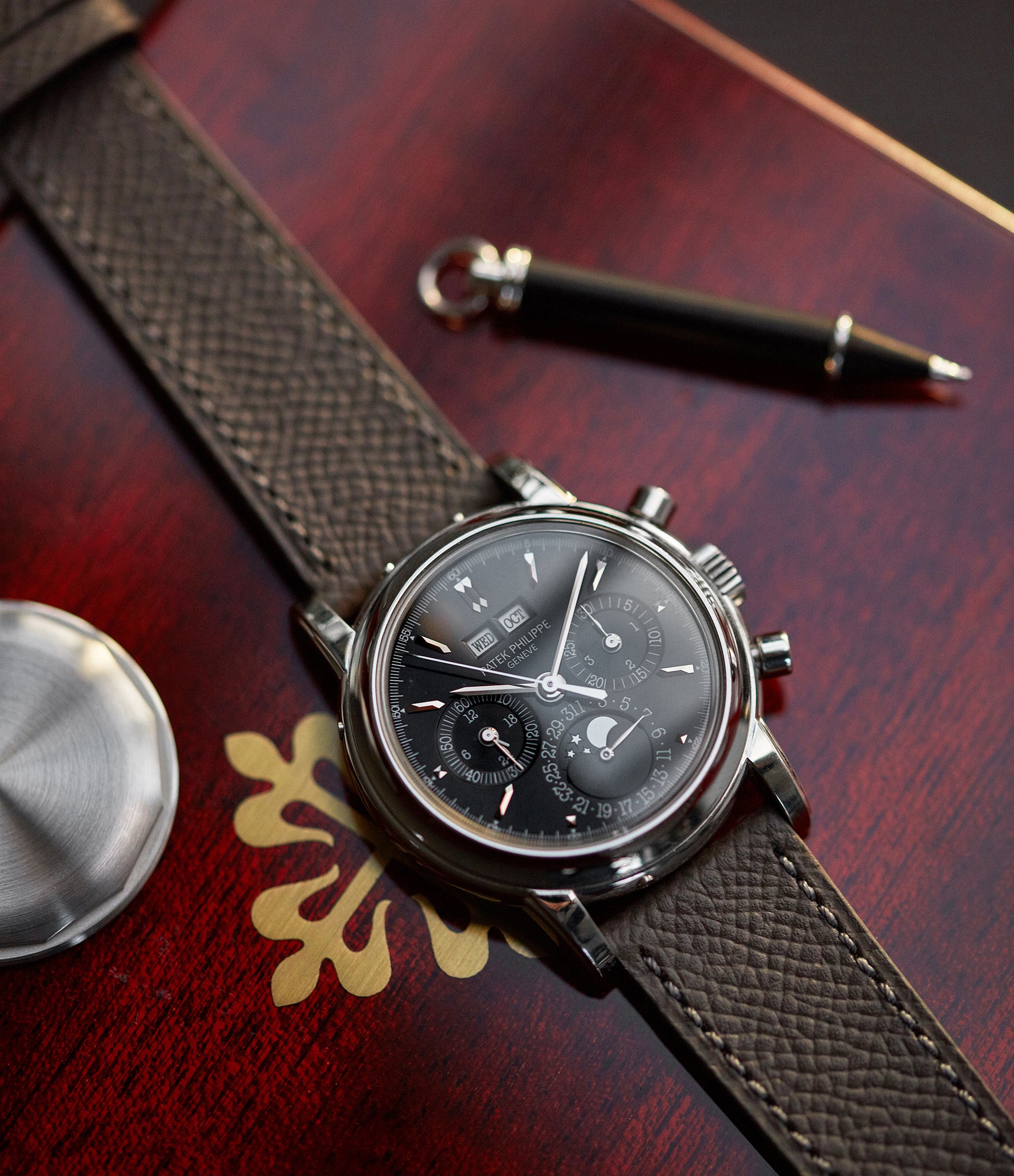 3970EP | Semi-gloss Dial | Platinum