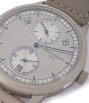 Annual Calendar | Regulator 5235G | White Gold