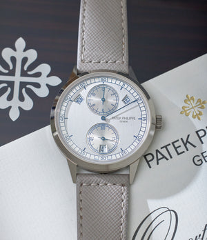 Annual Calendar | Regulator 5235G | White Gold