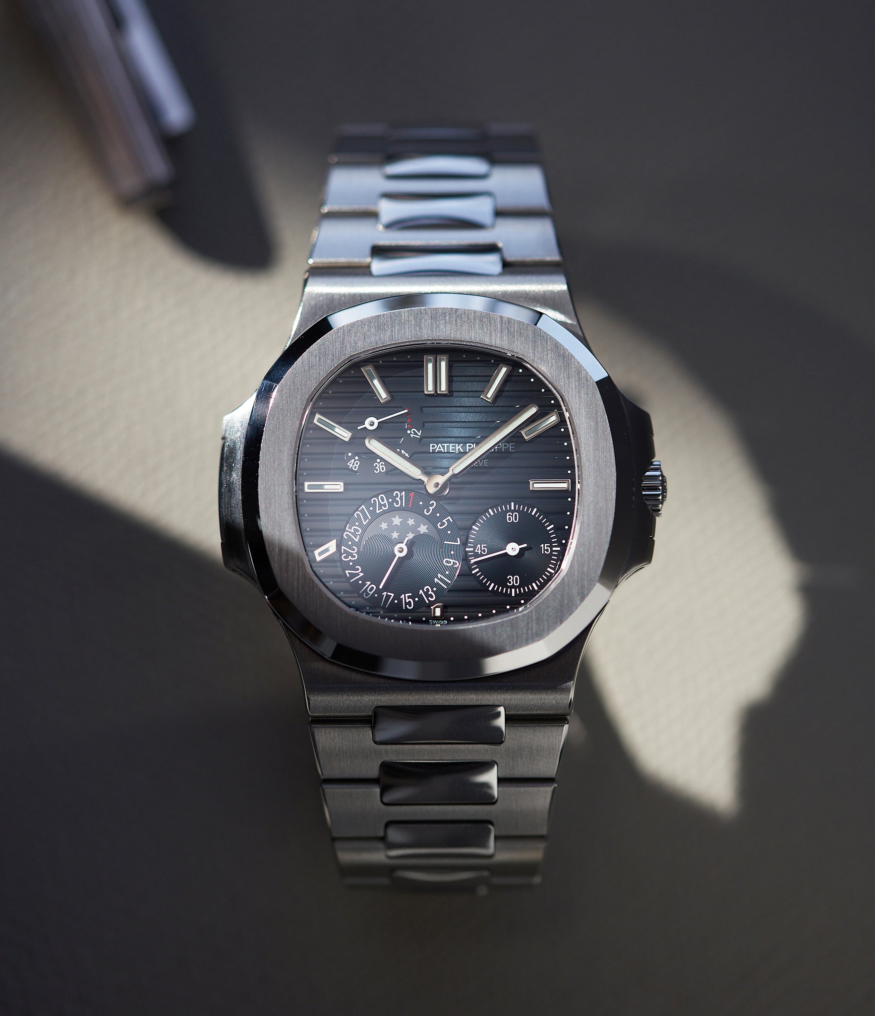 Nautilus 5712 store