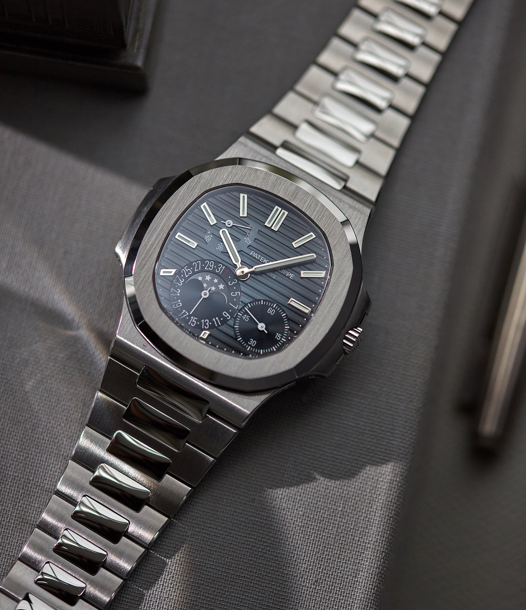 Nautilus 5712/1A-001 | Steel