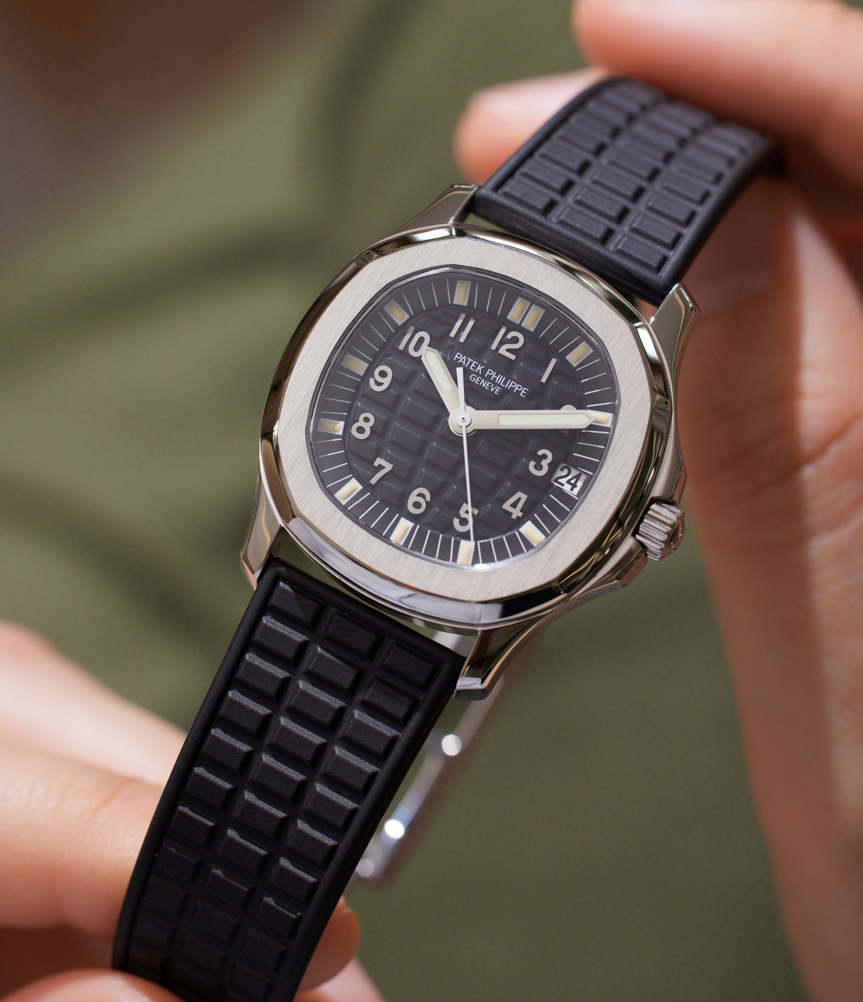 Aquanaut 24 outlet