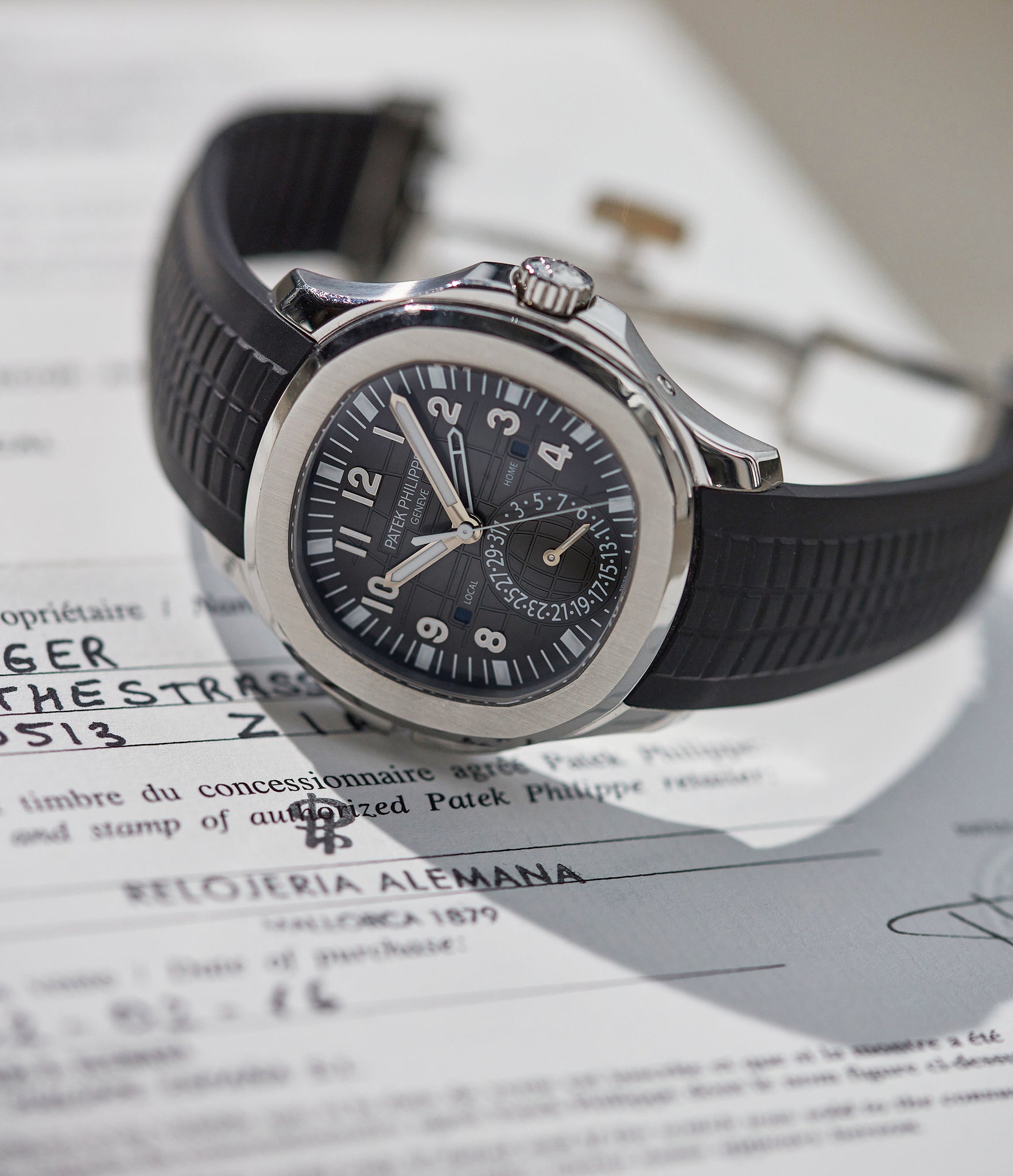 Patek philippe sales aquanaut 5164