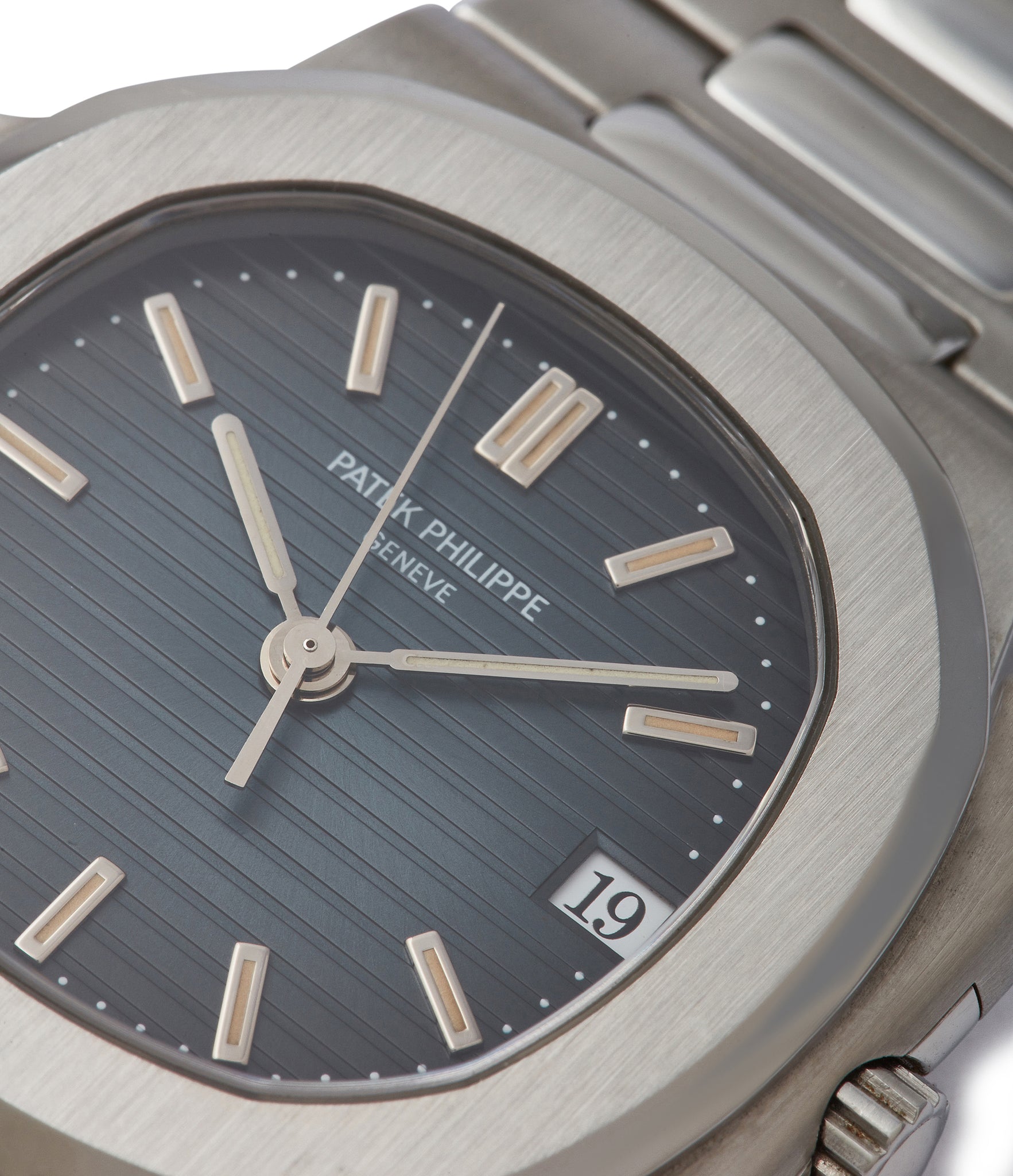 Nautilus 3800/1A | Steel