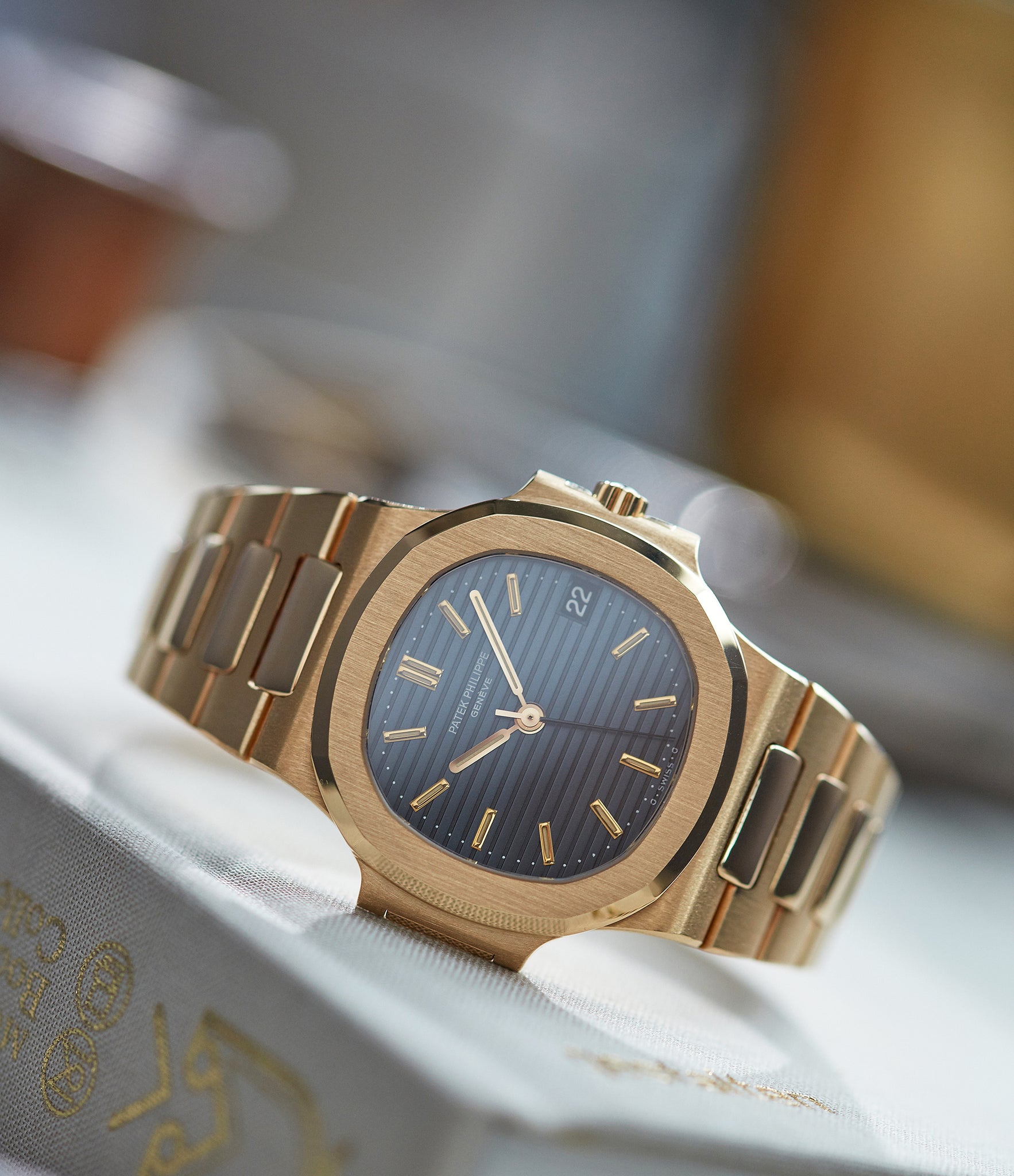 Nautilus 3800 | Yellow Gold