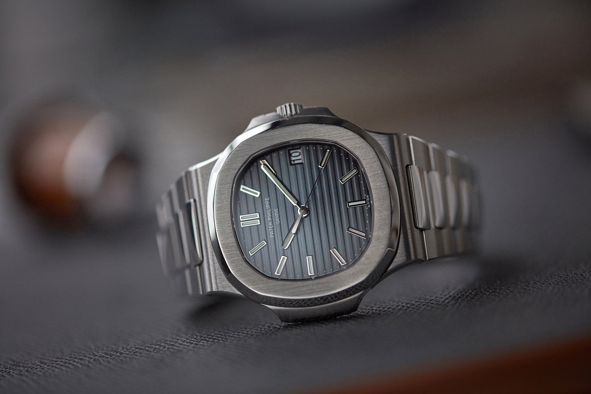 Buy Patek Philippe Nautilus 5711 1A 001 Buy pre owned Patek