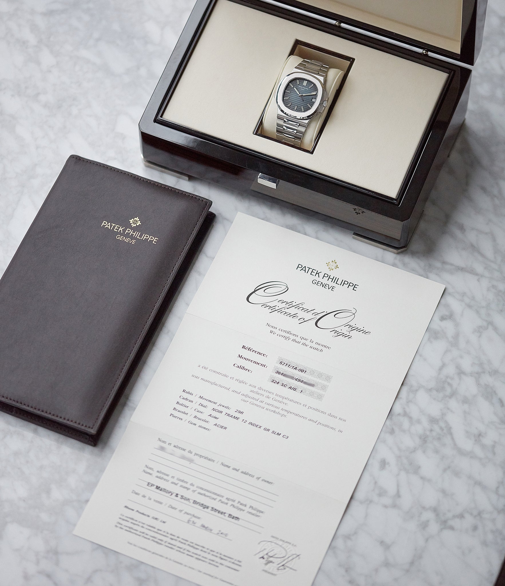 Patek philippe nautilus deals 5711 acier