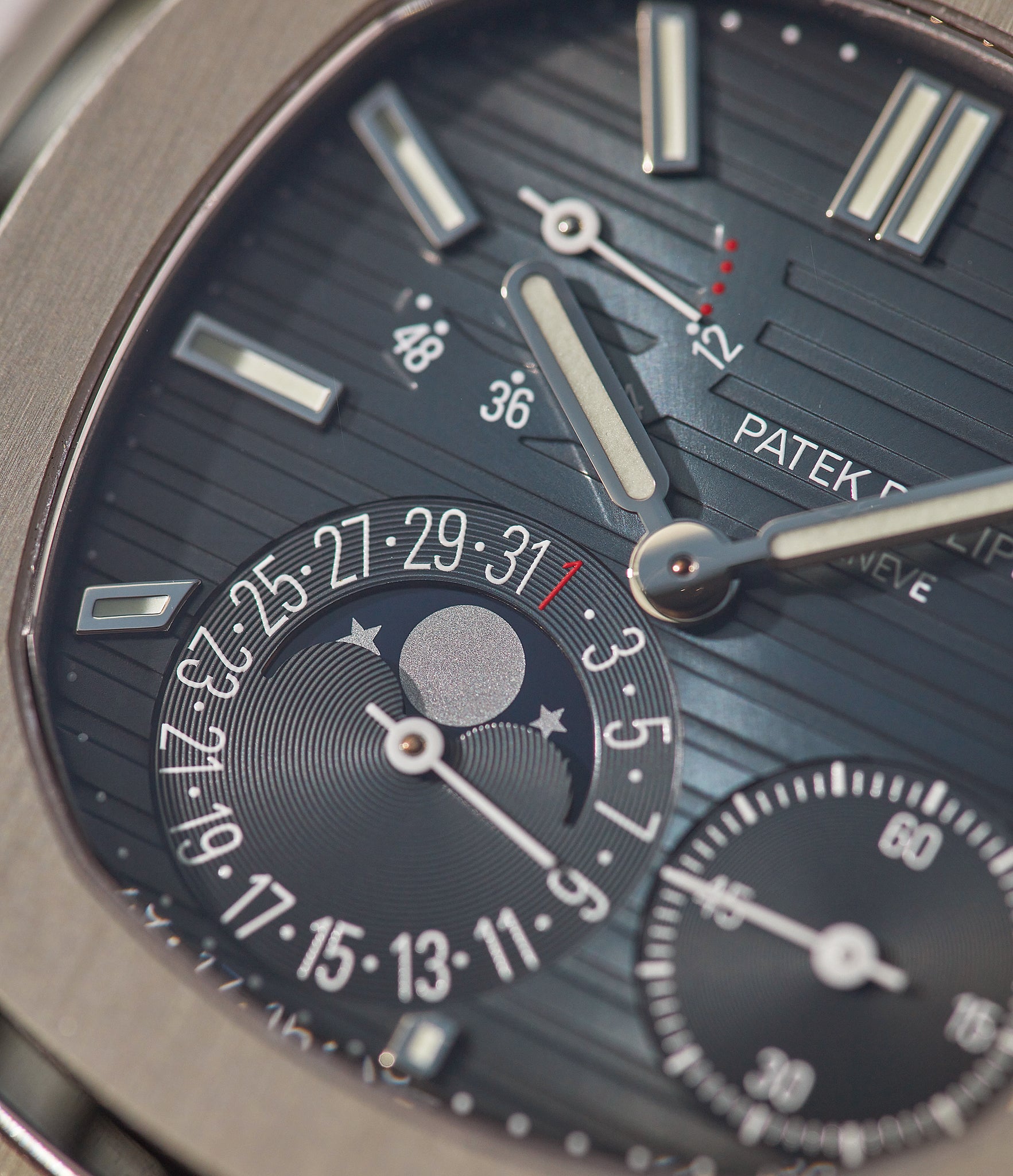 Nautilus 5712-1A-001 | Steel