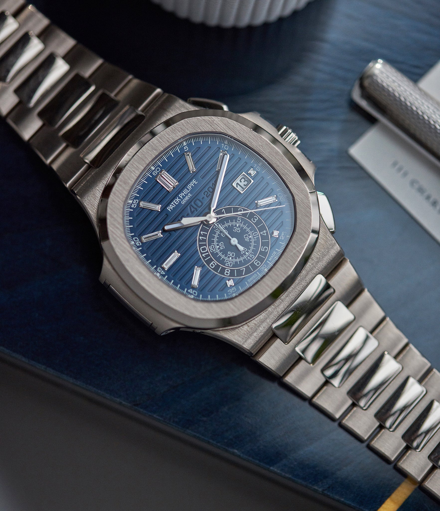 Buy 40th Anniversary Patek Philippe Nautilus 5976G Patek