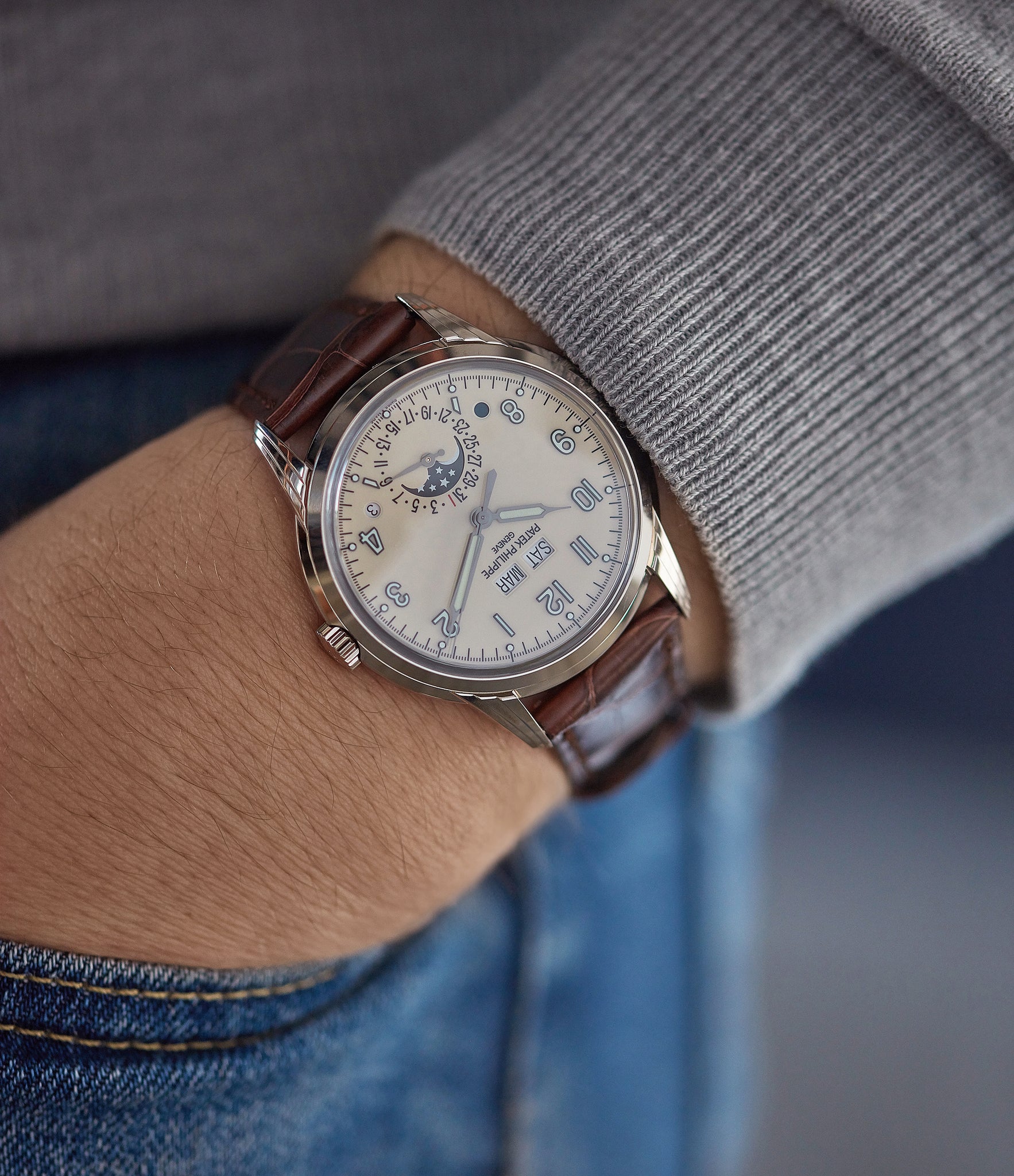 Patek Philippe 5320G Perpetual Calendar Buy preowned 5320G 001