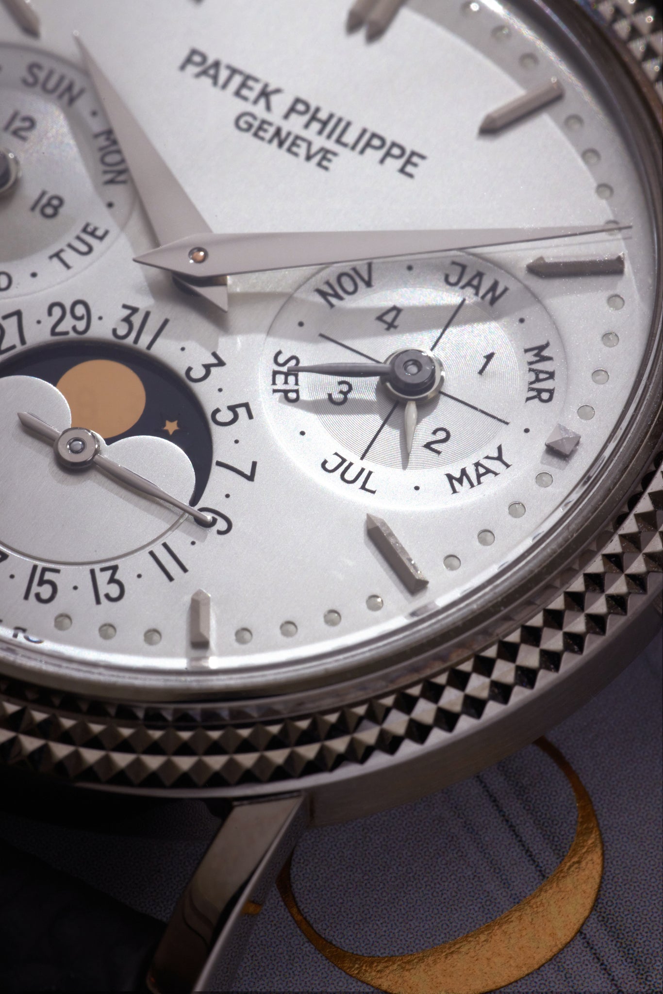 Patek Philippe Perpetual Calendar | Ref. 5039 | Silver Dial | White Gold | A Collected Man London
