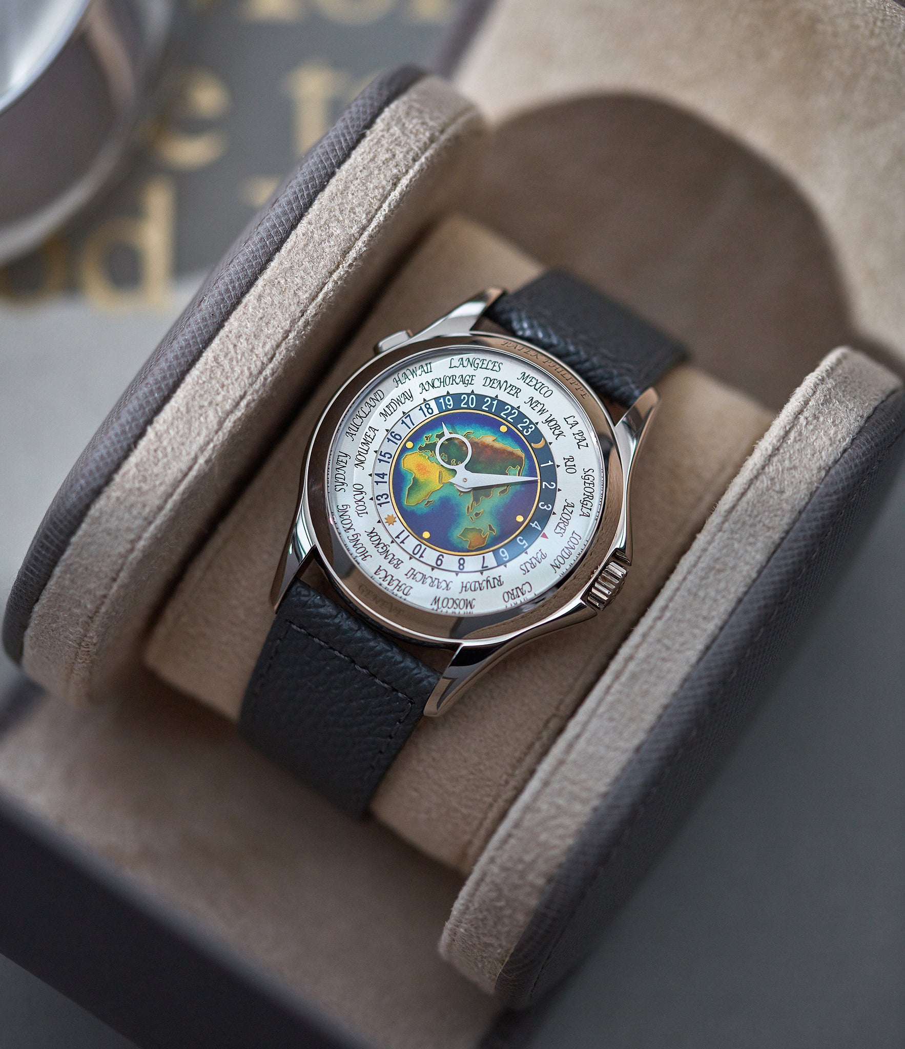 World Time 5131G | White Gold
