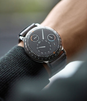 men's wristwatch Ressence Type 3S oil-filled grey dial watch for sale online at A Collected Man London specialist of independent watchmakers