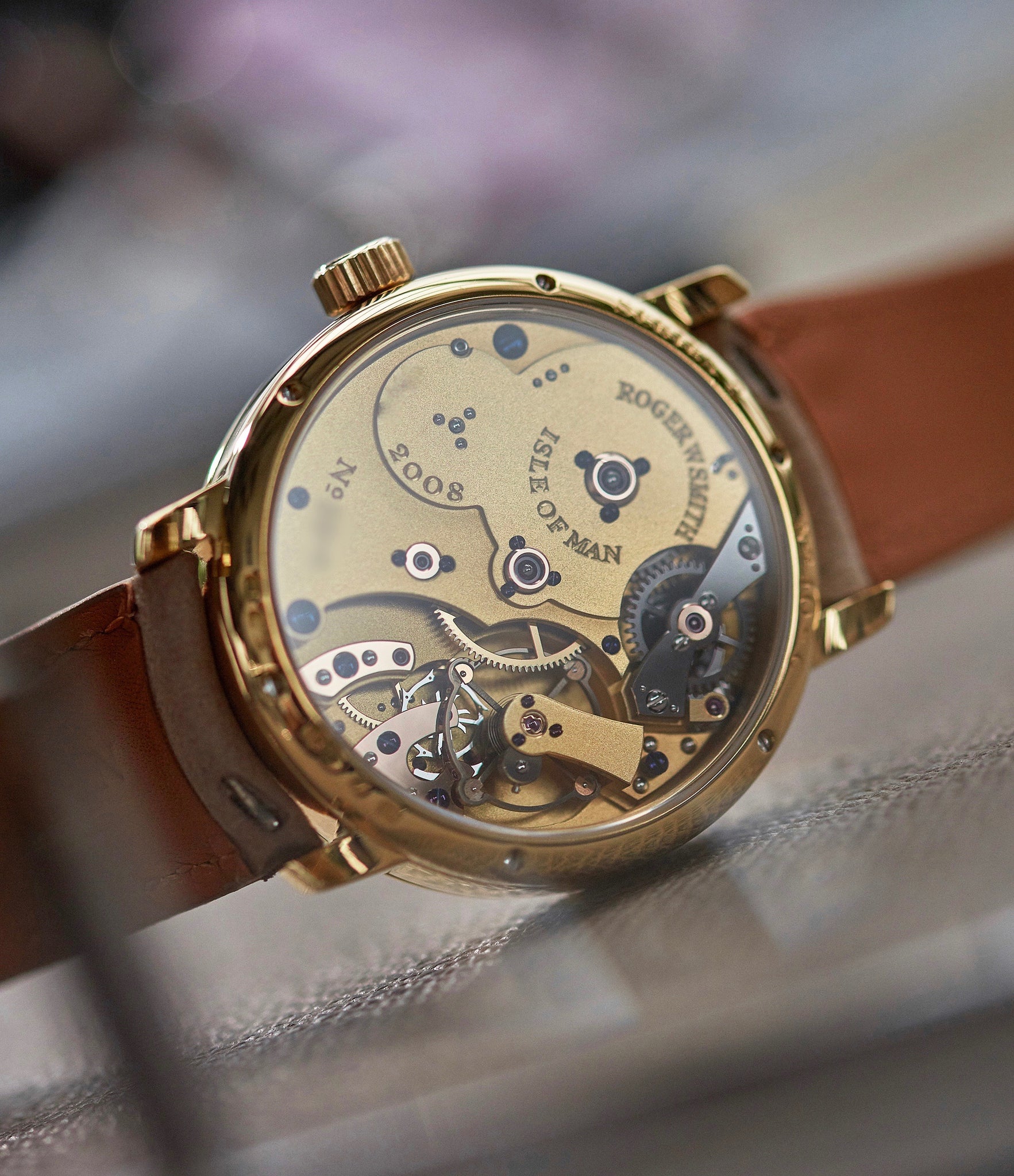 hand-made movement Roger W. Smith Series 2 yellow gold early pre-owned independent watchmaker for sale online A Collected Man exclusively approved re-seller Roger Smith 