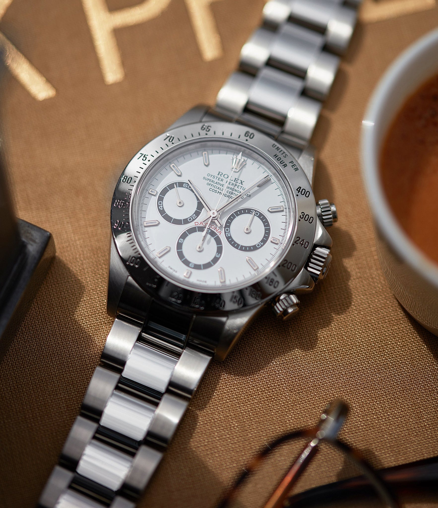 Rolex Daytona 16520 Cal. 4030 automatic Zenith steel vintage chronograph sports watch full set for sale online A Collected Man London specialist rare watches