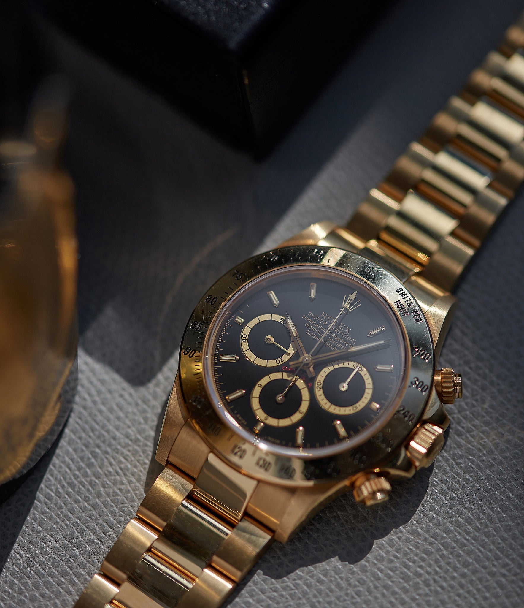 collect vintage Rolex 16528 Daytona Zenith yellow gold black dial full set vintage watch for sale online at A Collected Man London UK specialist of rare watches