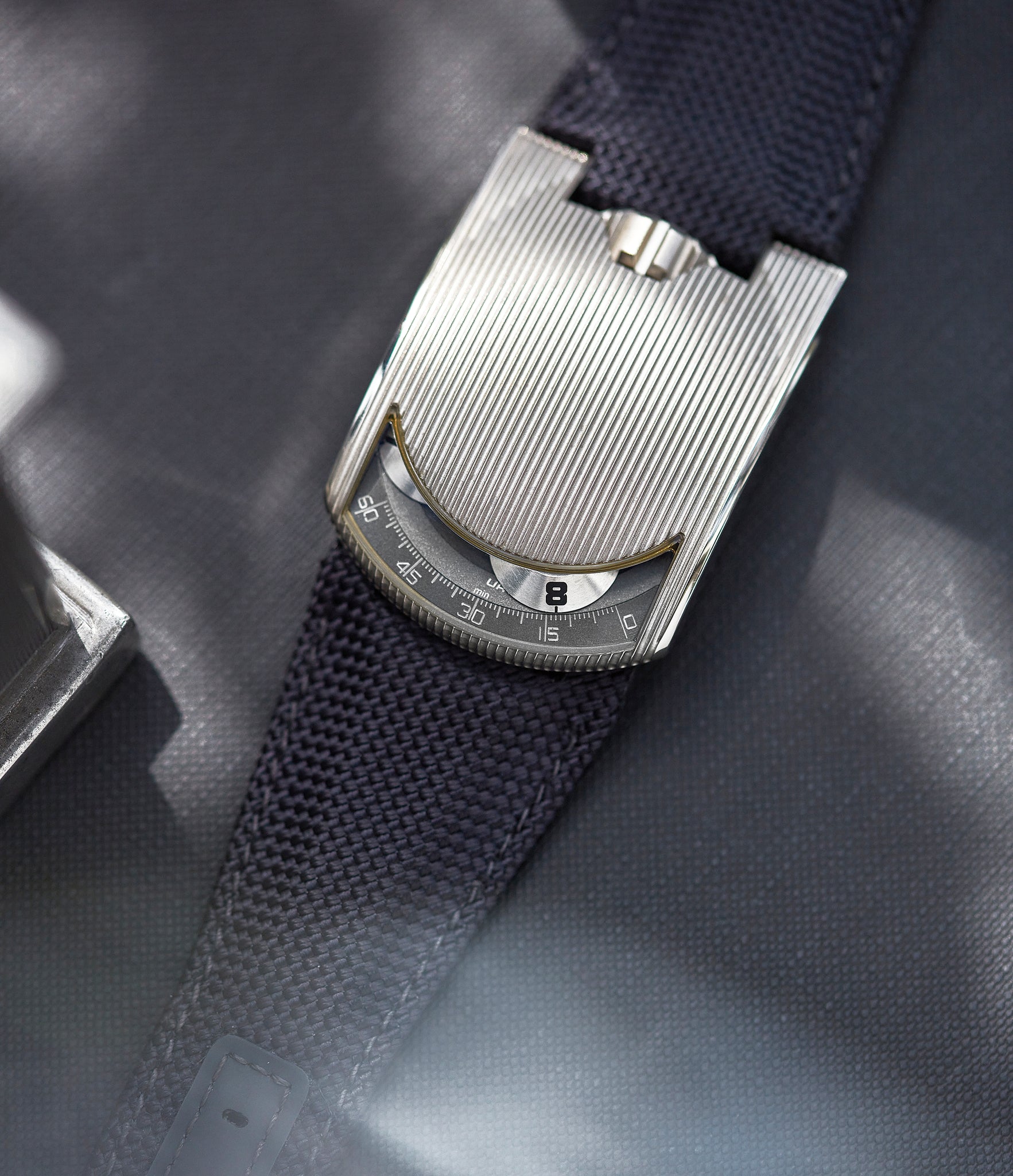 103.01 EW | Wandering Hours | White Gold