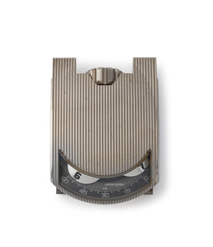103.01 EW | Wandering Hours | White Gold