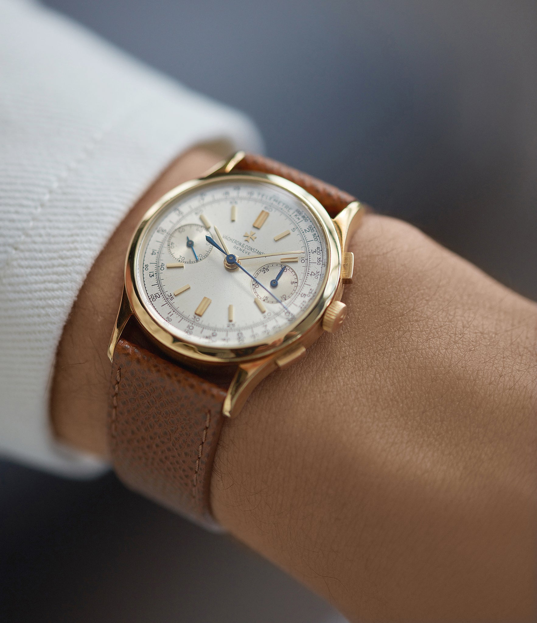 wristwatch Vacheron Constantin Chronograph Ref. 4072 yellow gold rare vintage dress watch for sale A Collected Man London British specialist rare watches