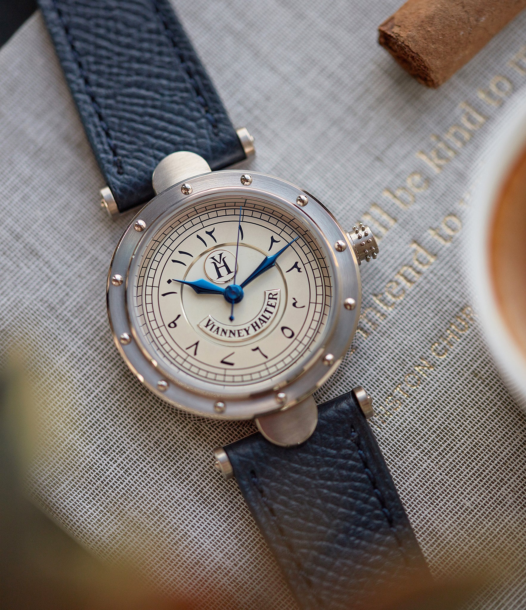 Classic | Piece Unique | White Gold