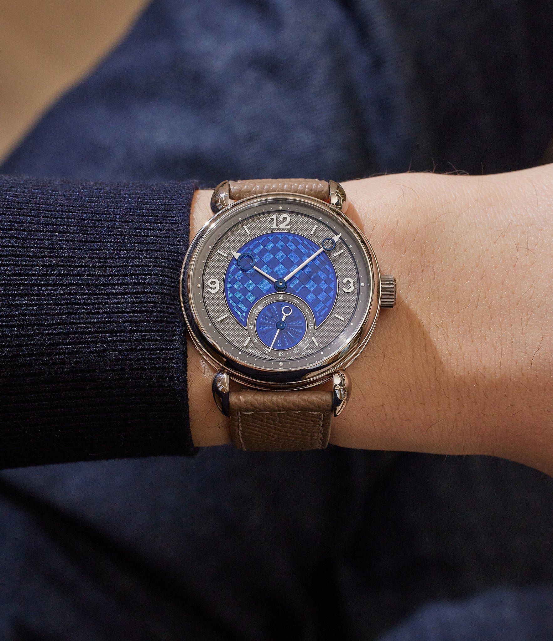Vingt-8 | White Gold