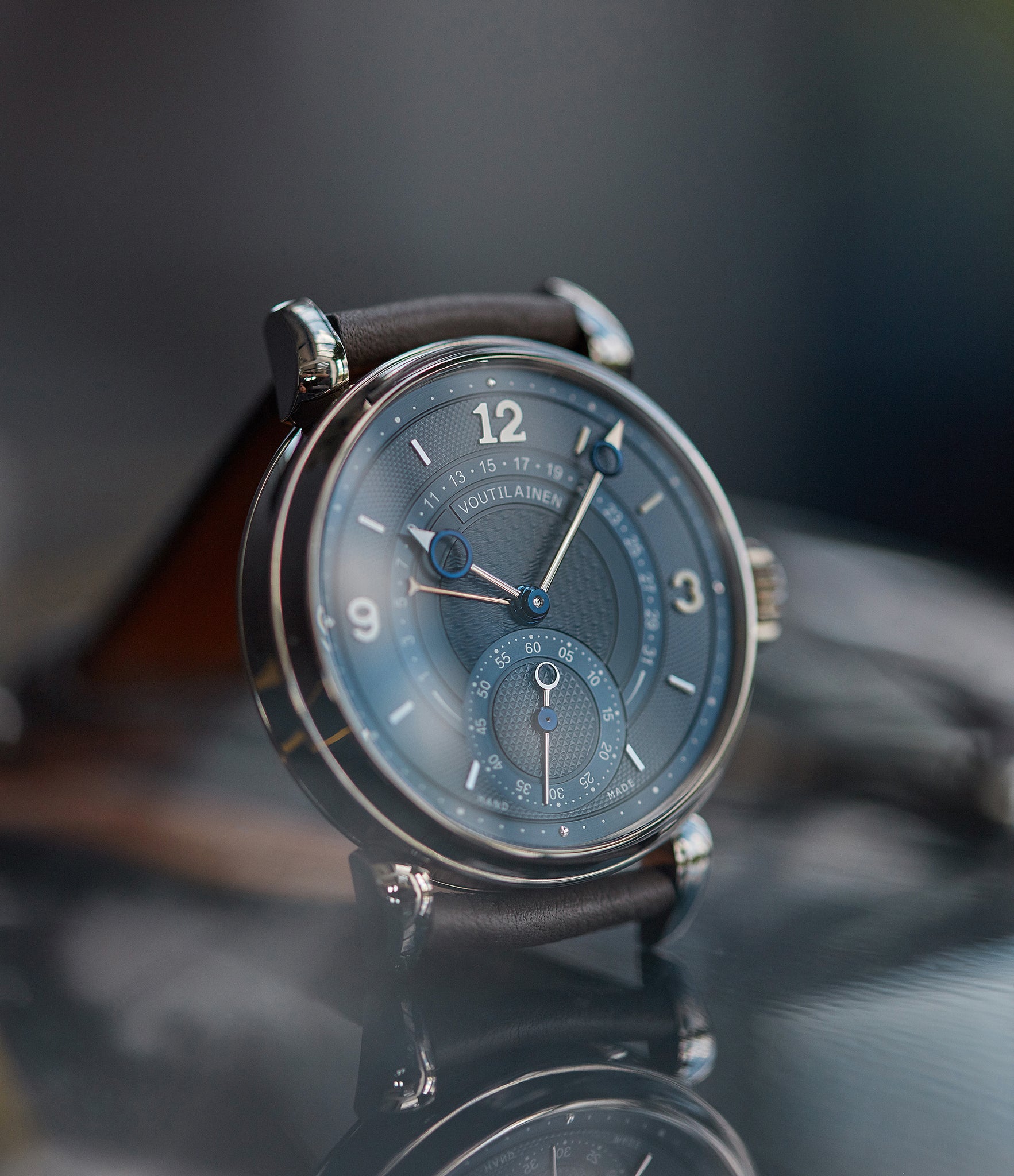 Retrograde Date 217QRS | White Gold