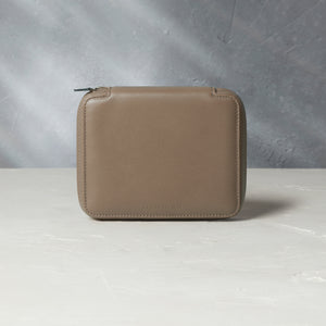 Zurich, four-watch folio Four-watch slim folio in desert taupe Saffiano leather | Available Worldwide | A Collected Man