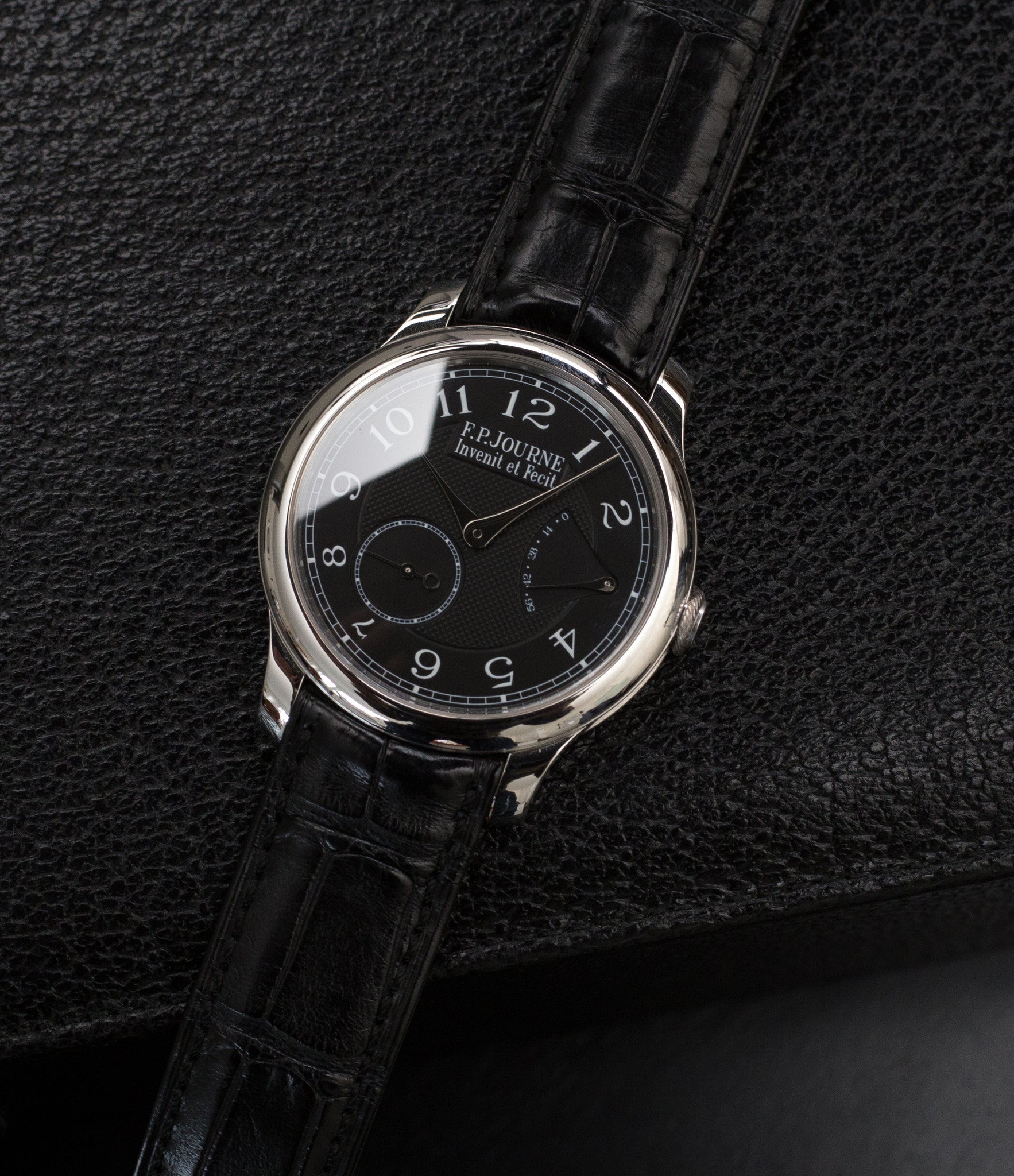 buy F. P. Journe Chronometre Souverain Black Label platinum rare independent watchmaker pre-owned dress time-only watch for sale online at WATCH XCHANGE London