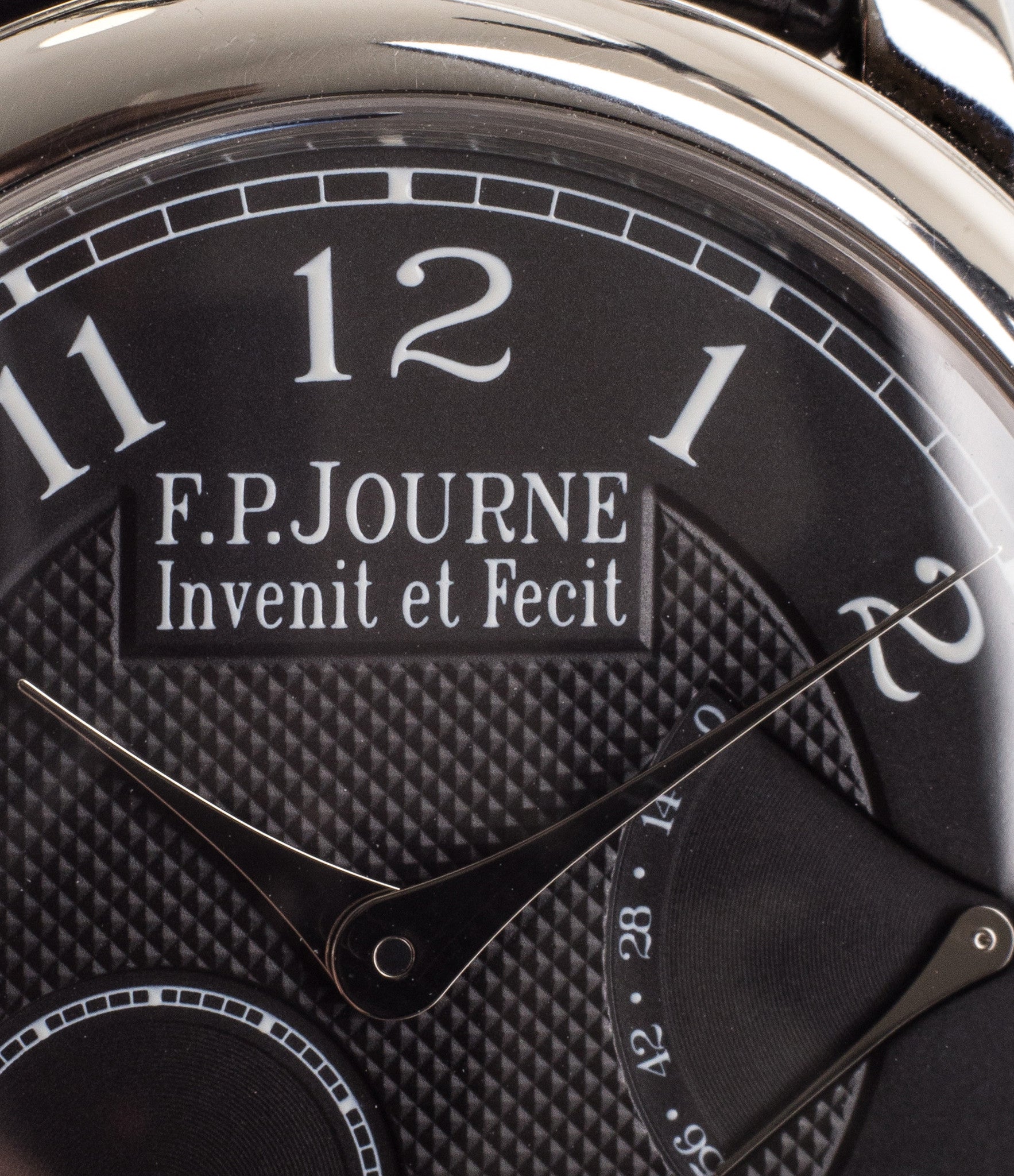 buy F. P. Journe Chronometre Souverain Black Label platinum rare independent watchmaker pre-owned dress time-only watch for sale online at WATCH XCHANGE London