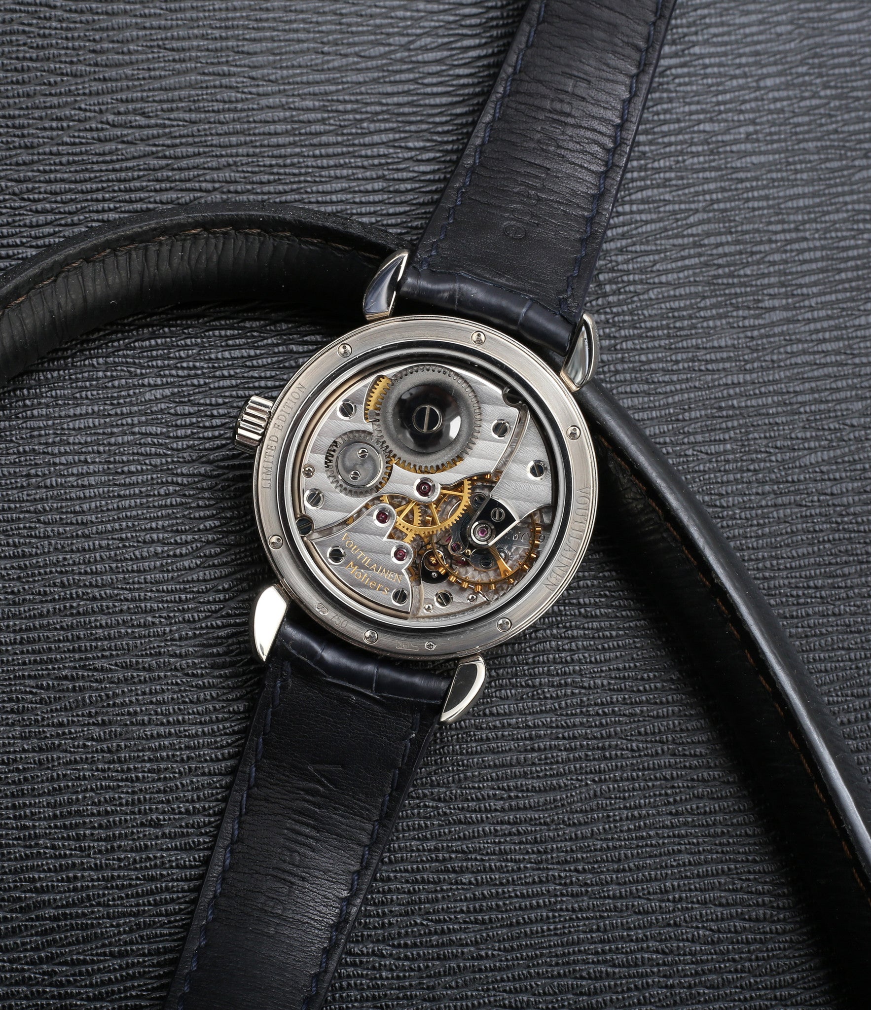 Kari Voutilainen Observatorie rare hand-made time-only white gold watch from independent watchmaker online for sale WATCH XCHANGE London with box and papers and blue hands and guilloche dial