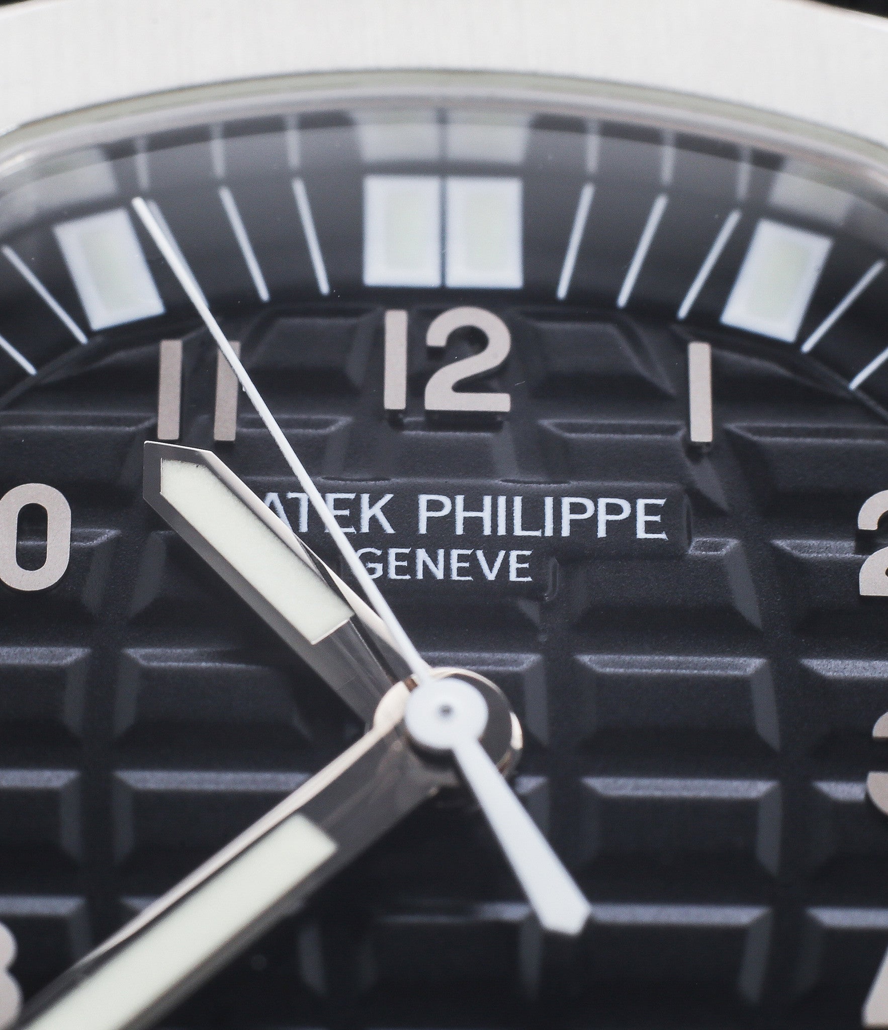 dial buy Patek Philippe 5065A-001 dicontinued steel automatic Cal. 315 time-only dress watch full set online WATCH XCHANGE LONDON