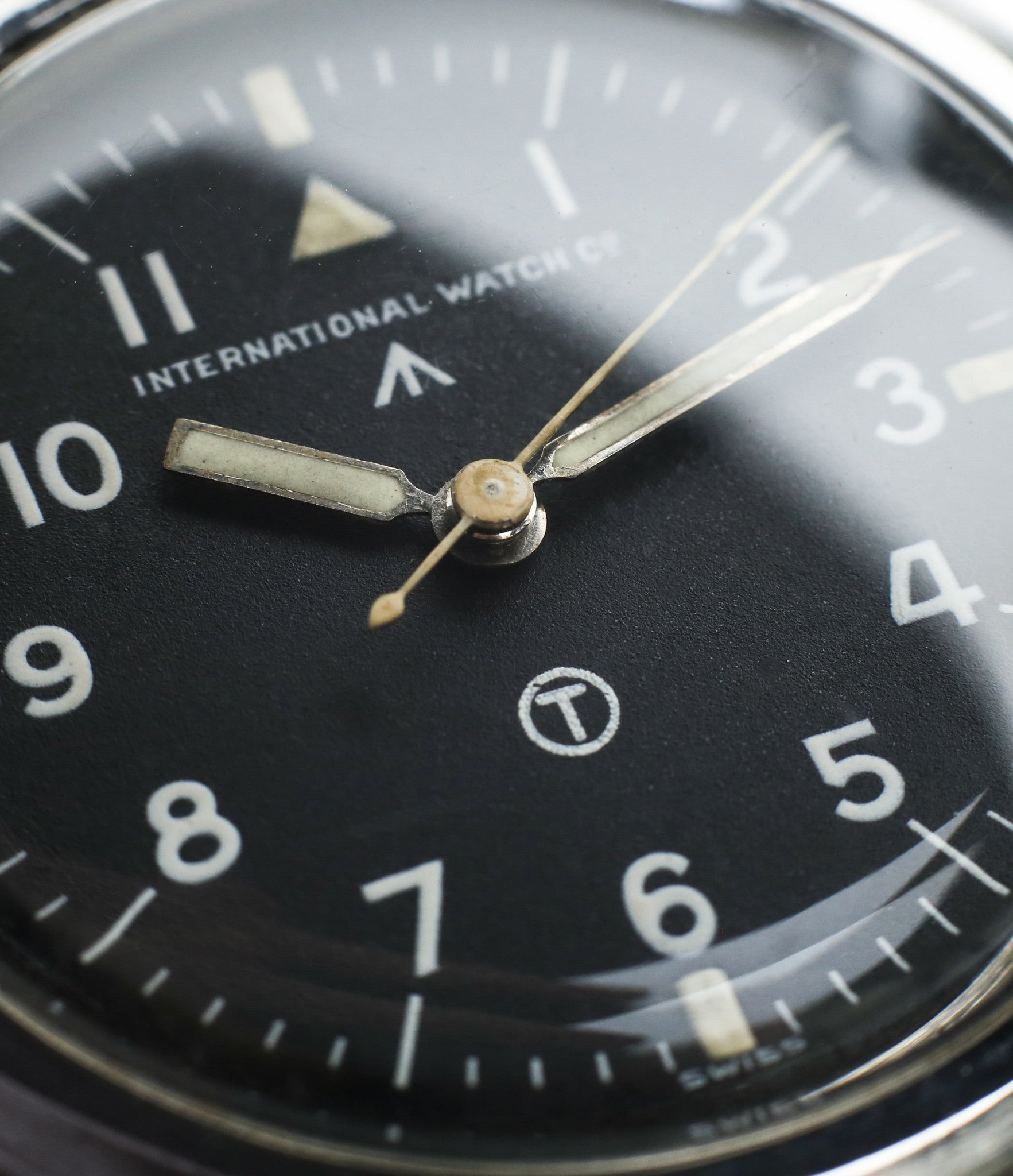 tritium dial buy vintage IWC Mark XI RAF-issued British military pilot watch 6B/346 steel Cal. 89 manual-winding at WATCH XCHANGE London