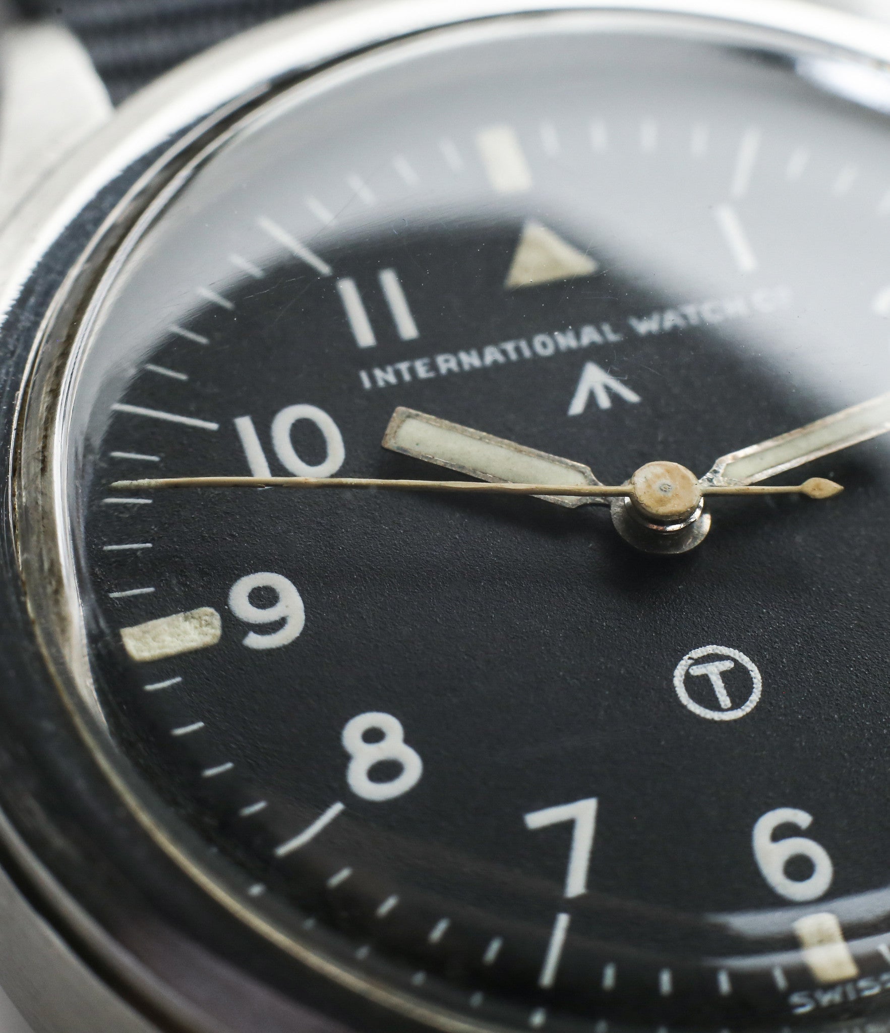 unrestored dial black on buy vintage IWC Mark XI RAF-issued British military pilot watch 6B/346 steel Cal. 89 manual-winding at WATCH XCHANGE London